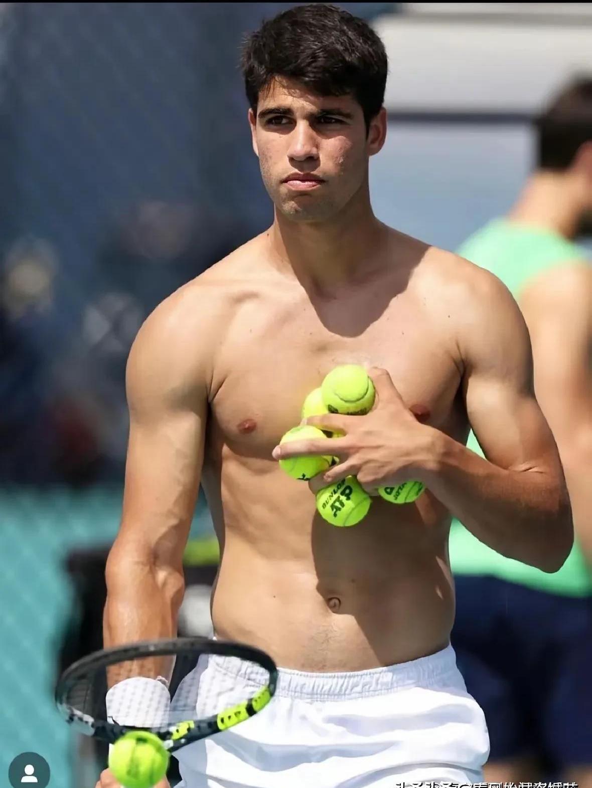 九游下载-德约科维奇在比赛中受伤退赛，纳达尔主帅表示担忧的简单介绍