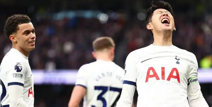 九游体育-巴黎圣日耳曼内部会议纪要流出：冲刺阶段远射贴柱，欧联使命明确，阵容厚度经受考验的简单介绍